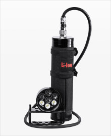 Latarka NW7 + Aku 6.7-11.25Ah Factory Refurbished